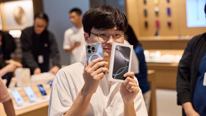 Estimasi Bea Masuk dan Pajak Impor iPhone 16 untuk Pembelian dari Luar Negeri