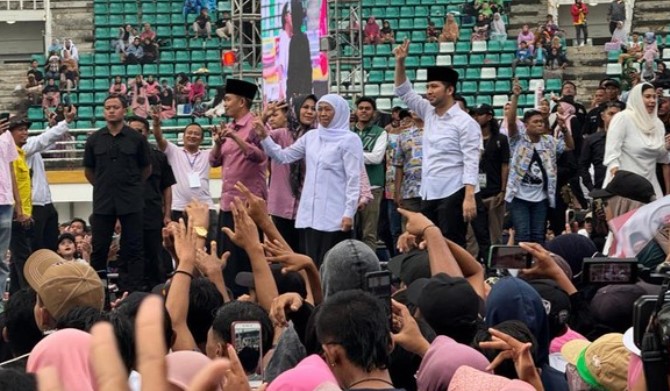 Kampanye Akbar: Khofifah Pamer Prestasi Selama Pimpin Jatim