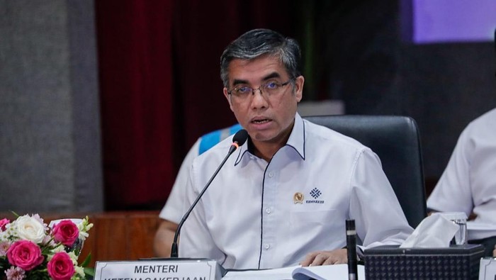 Yassierli: 7,5 Juta Pengangguran dan Tantangan Generasi Z Masuk Pasar Kerja