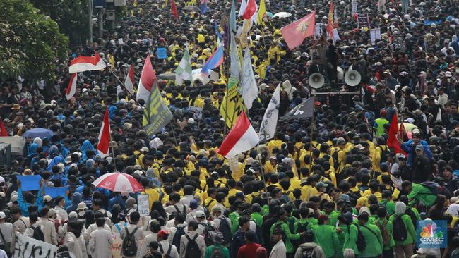 BEM SI Gelar Demo Tolak Revisi UU TNI di Gedung DPR Hari Ini