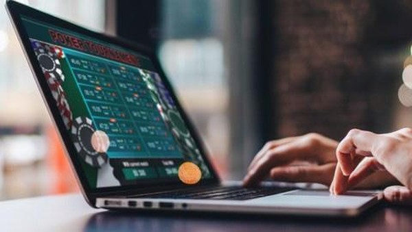 Pemerintah Blokir 23 Ribu Rekening Terlibat Judi Online