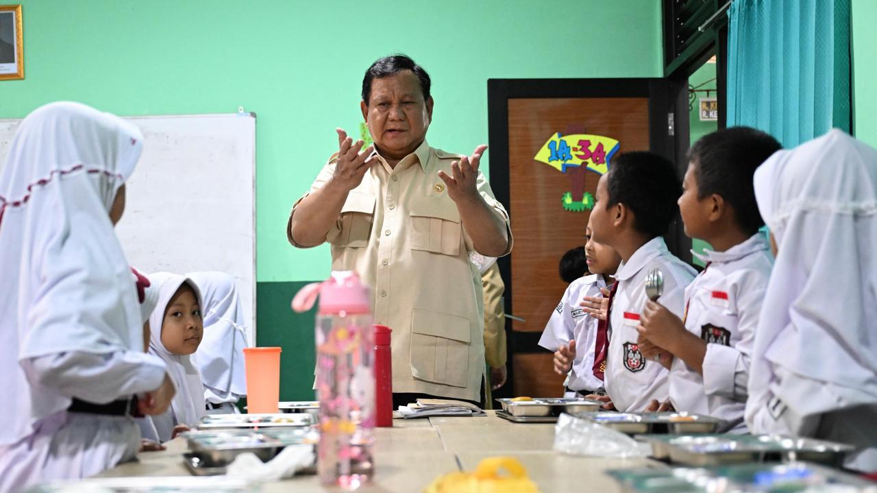 Program Makan Bergizi Gratis Era Prabowo: Fondasi Kuat Membangun SDM Unggul Indonesia