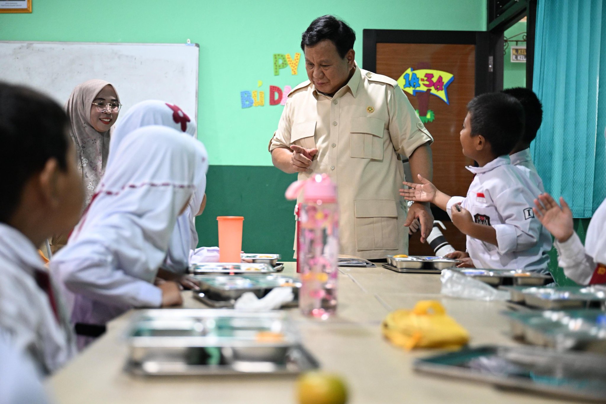 Program Makan Bergizi Gratis: Langkah Bersama Membangun SDM Unggul dan Indonesia yang Bersatu