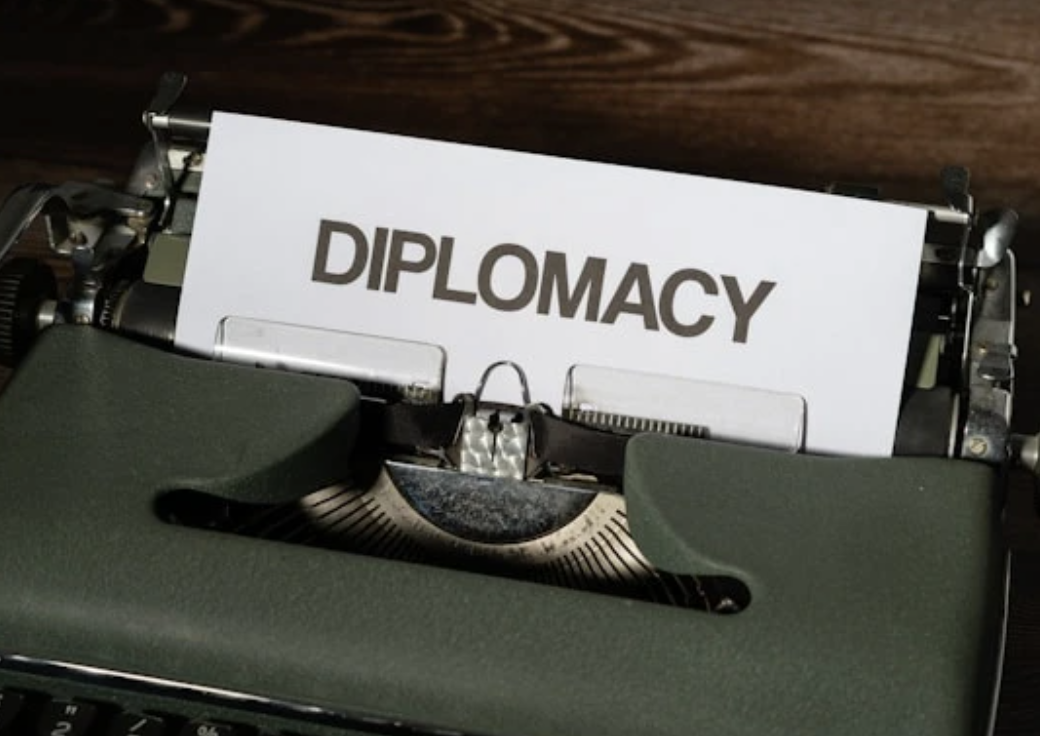 Diplomasi HAM Indonesia di Era Globalisasi: Tantangan dan Strategi