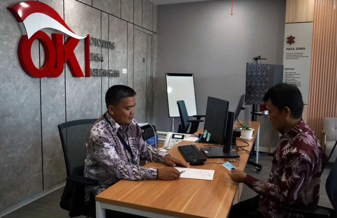 OJK Blokir Ribuan Pinjol Ilegal Sepanjang 2025, Lindungi Konsumen Fintech
