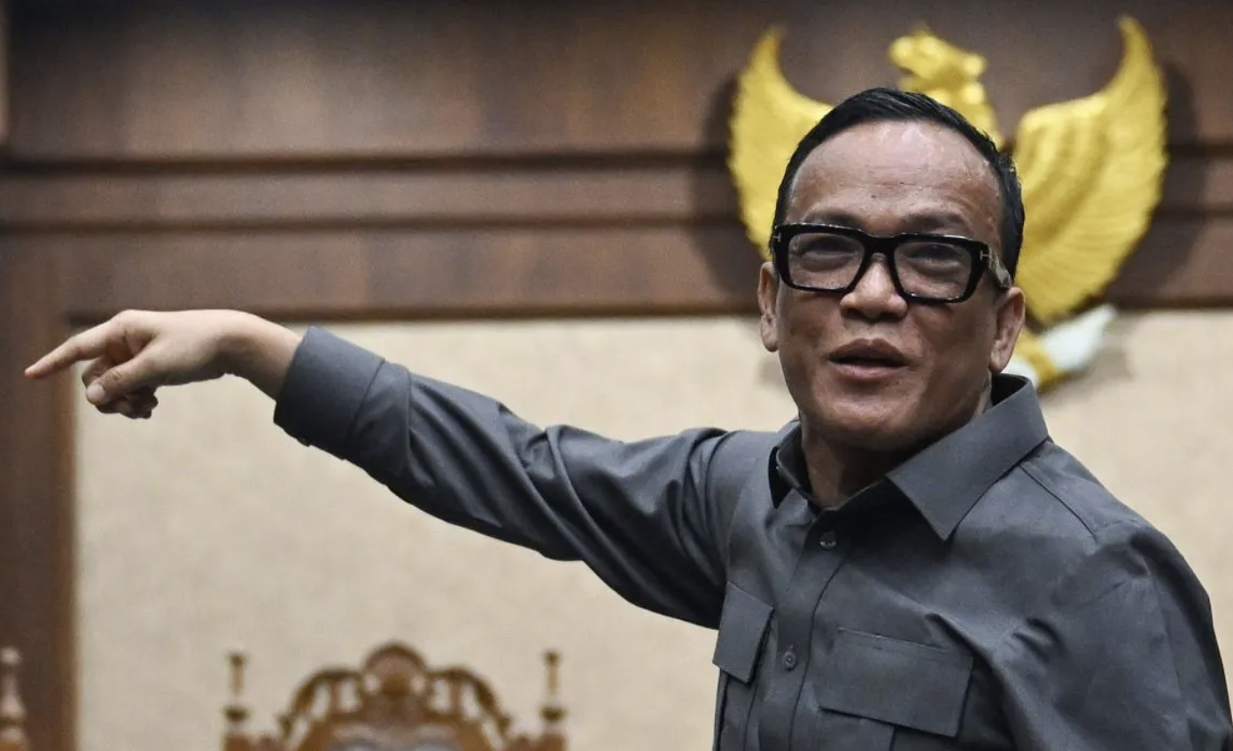Terbukti Terima Gratifikasi, Eks Wamenaker Noel Dihukum 4 Tahun 6 Bulan Penjara