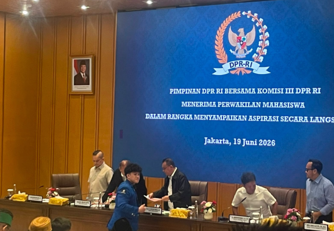 DPR Terima Aspirasi Mahasiswa, Janji Kawal Isu Kelangkaan BBM hingga Status Hukum Demonstran