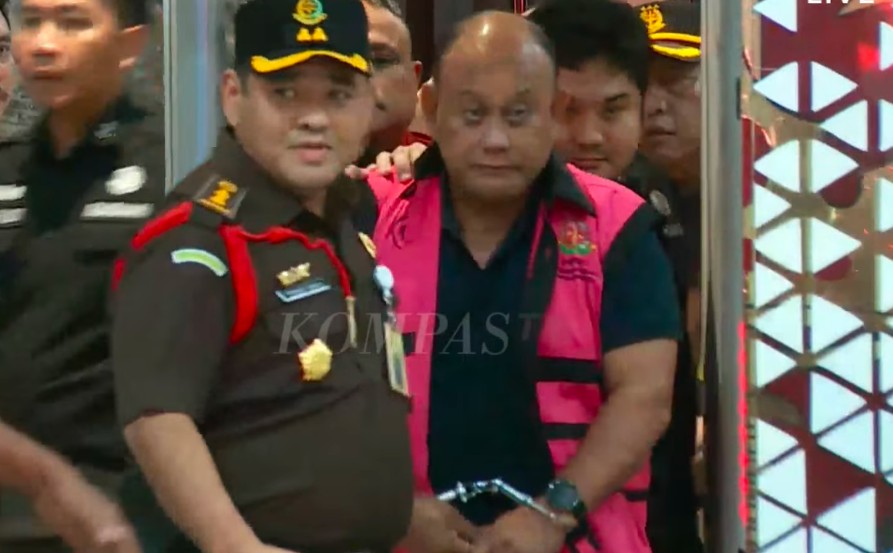 Sehari Setelah Dicopot, Tiga Eks Pimpinan BGN Ditahan Kejagung