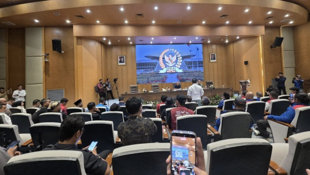 Pimpinan DPR Terima Perwakilan Buruh, Bahas RUU Perlindungan Ketenagakerjaan