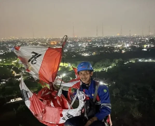 PT PLN (Persero) meminta masyarakat untuk sementara waktu menahan diri dari bermain layang-layang guna mencegah gangguan pada jaringan listrik, terutama saat berlangsungnya High-Level Forum on Multi Stakeholder Partnership (HLF MSP) dan Indonesia-Africa Forum (IAF) 2024 di Nusa Dua, Bali, pada 1-3 September 2024.